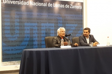 Víctor Heredia, reconocido por la Universidad Nacional de Lomas
