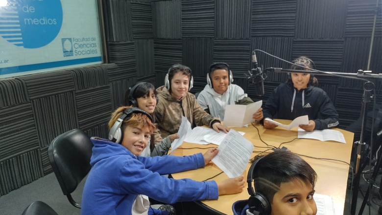 La 76 al aire