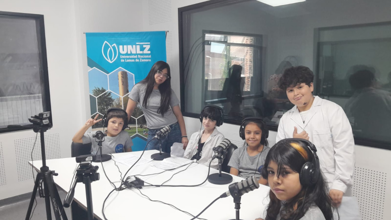 Trabajos radiofónicos de la Escuela Primaria 17 de Lomas de Zamora
